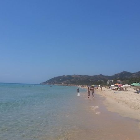 Villa Eden Home Holiday Santa Margherita di Pula Ngoại thất bức ảnh